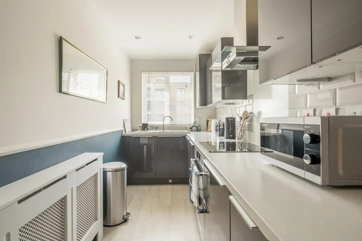 Holiday home Stunning 3 Bedroom Home With Terrace & Parking Trumpington United Kingdom