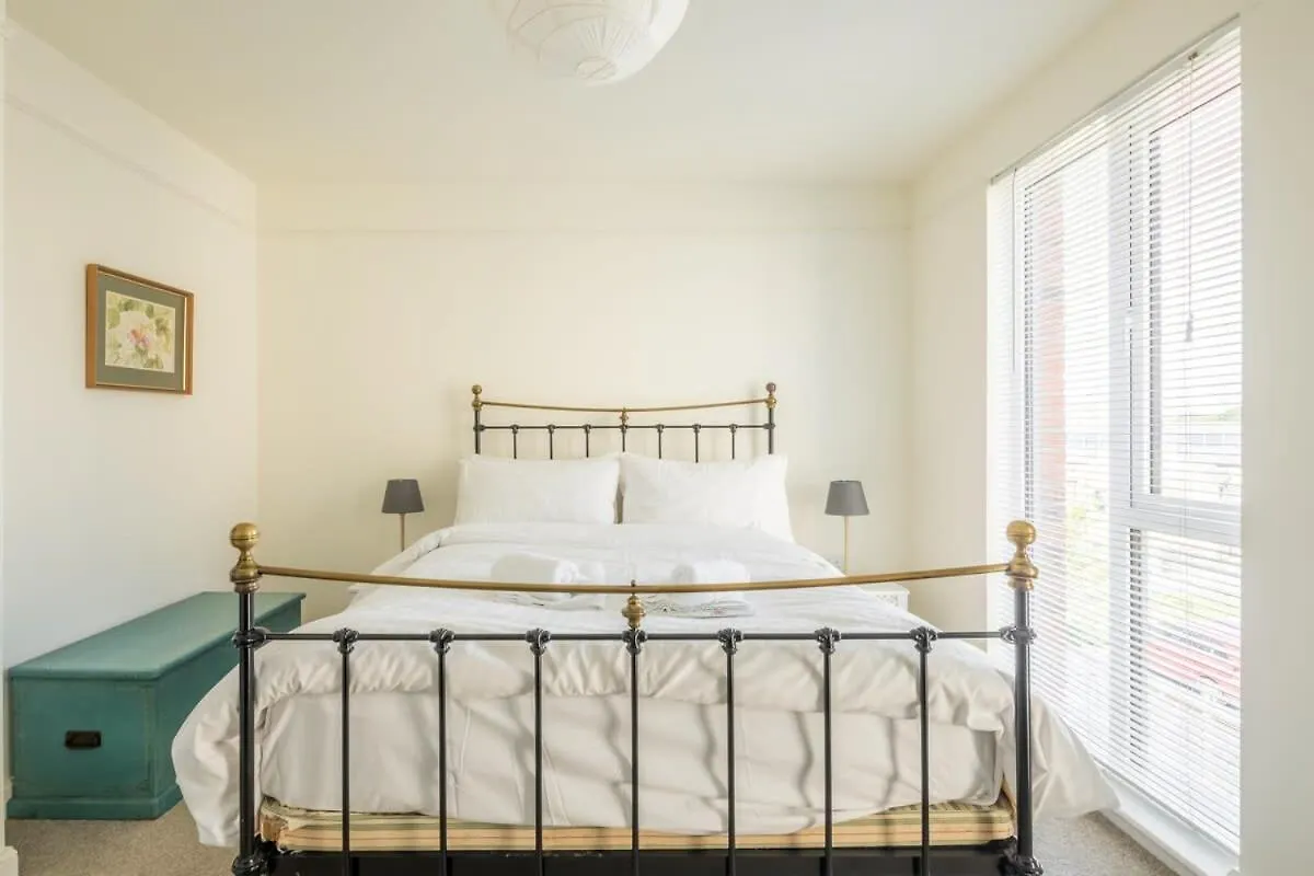 Stunning 3 Bedroom Home With Terrace & Parking Trumpington United Kingdom